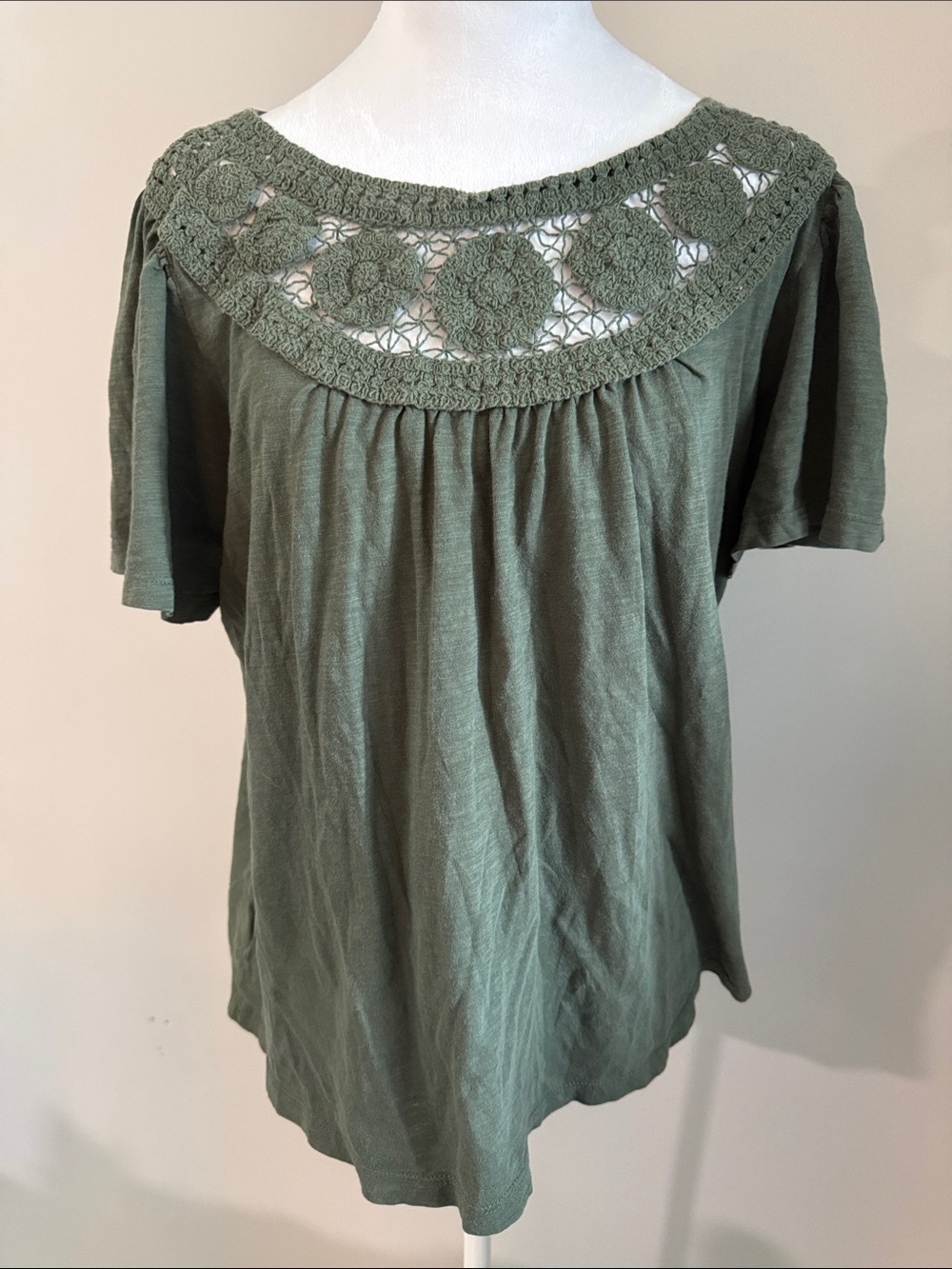 LOFT Crochet Yoke Olive Green Women's Top Sz Medium